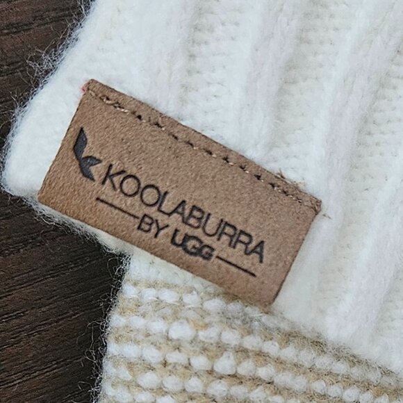 2 Ugg Christmas Stockings - Picture 7 of 10